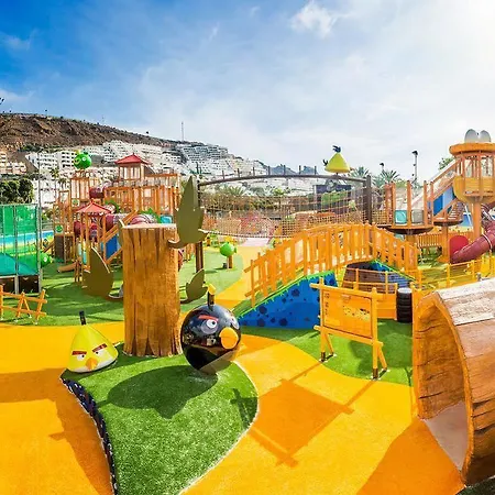 Aparthotel Club Sol Amadores 4*